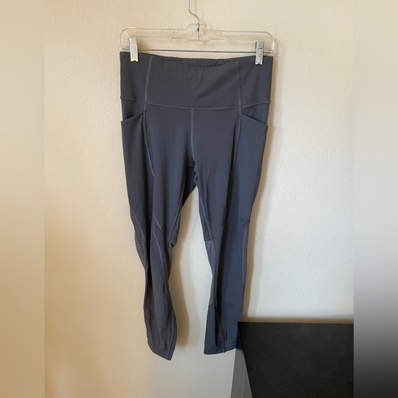 Lululemon Women’s Run Smoothly 7/8 Leggings Grey Size 8 Activewear Athletic - Picture 3 of 9